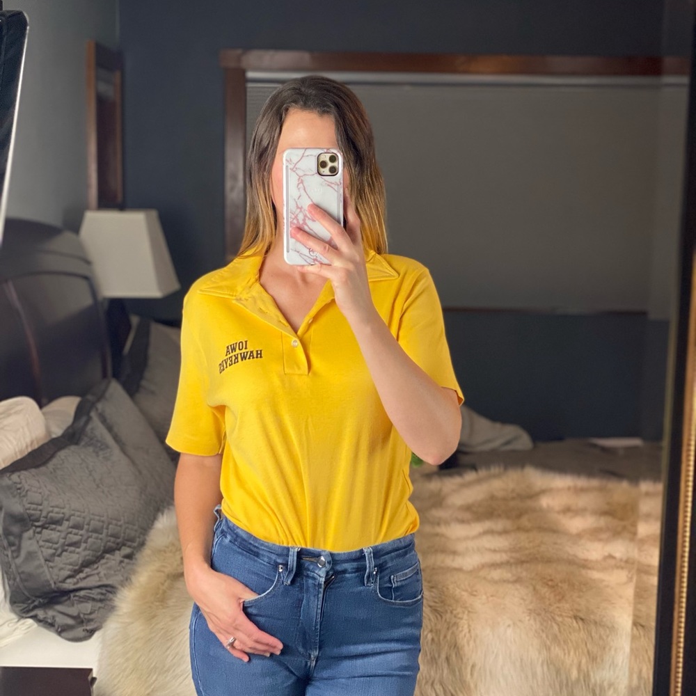 Vintage Iowa Hawkeyes Polo Shirt Large | Yellow NCAA College Football Tee